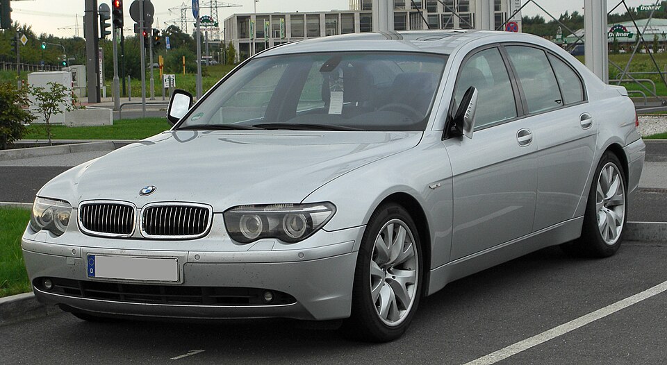BMW 7 Series (E65)