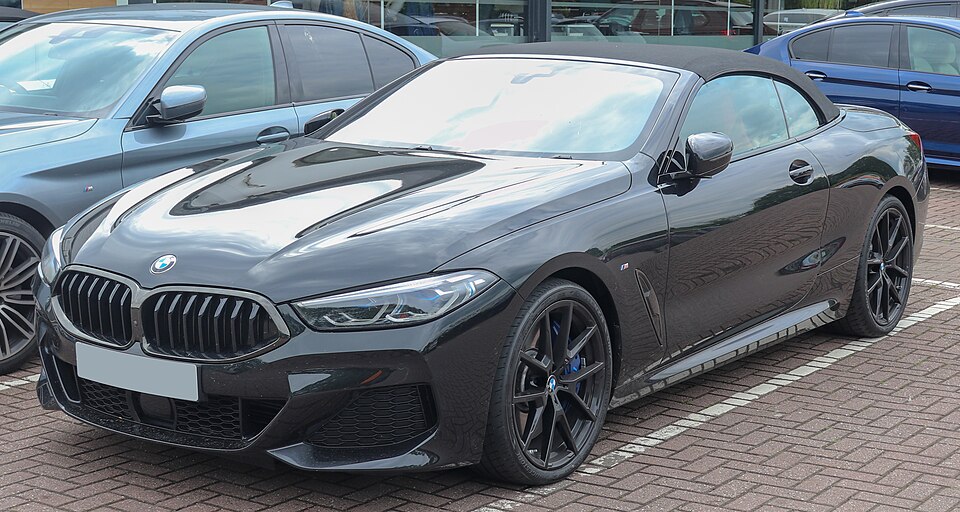 BMW 8 Series (G15)